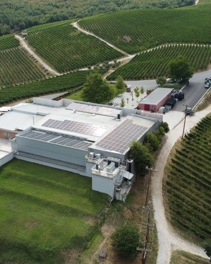Kyr Yianni (Greece) leads the transition to clean energy, integrating renewables into every stage of wine production