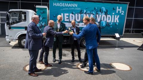 Hydrogen car